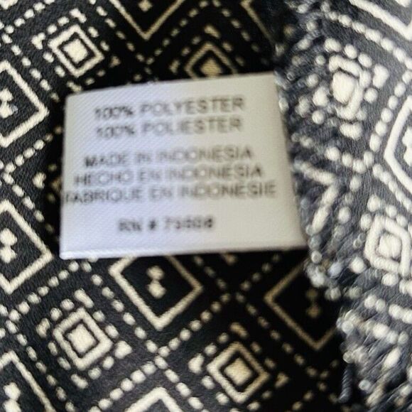 Violet + Claire Blouse Women Size Small Black Tan Geometric Pleats Flowy Office - Picture 4 of 12